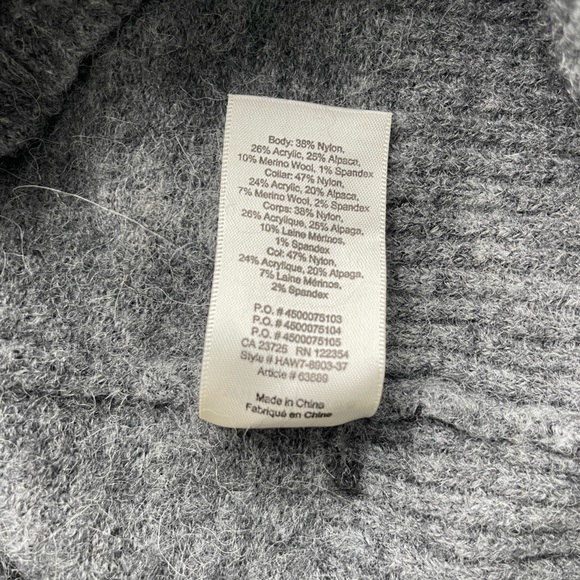 Aritzia Wilfred Free Alpaca/ wool blend turtleneck sweater - Picture 4 of 4